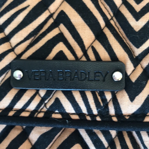 ❗️SALE❗️Vera Bradley Crossbody purse - Picture 2 of 7